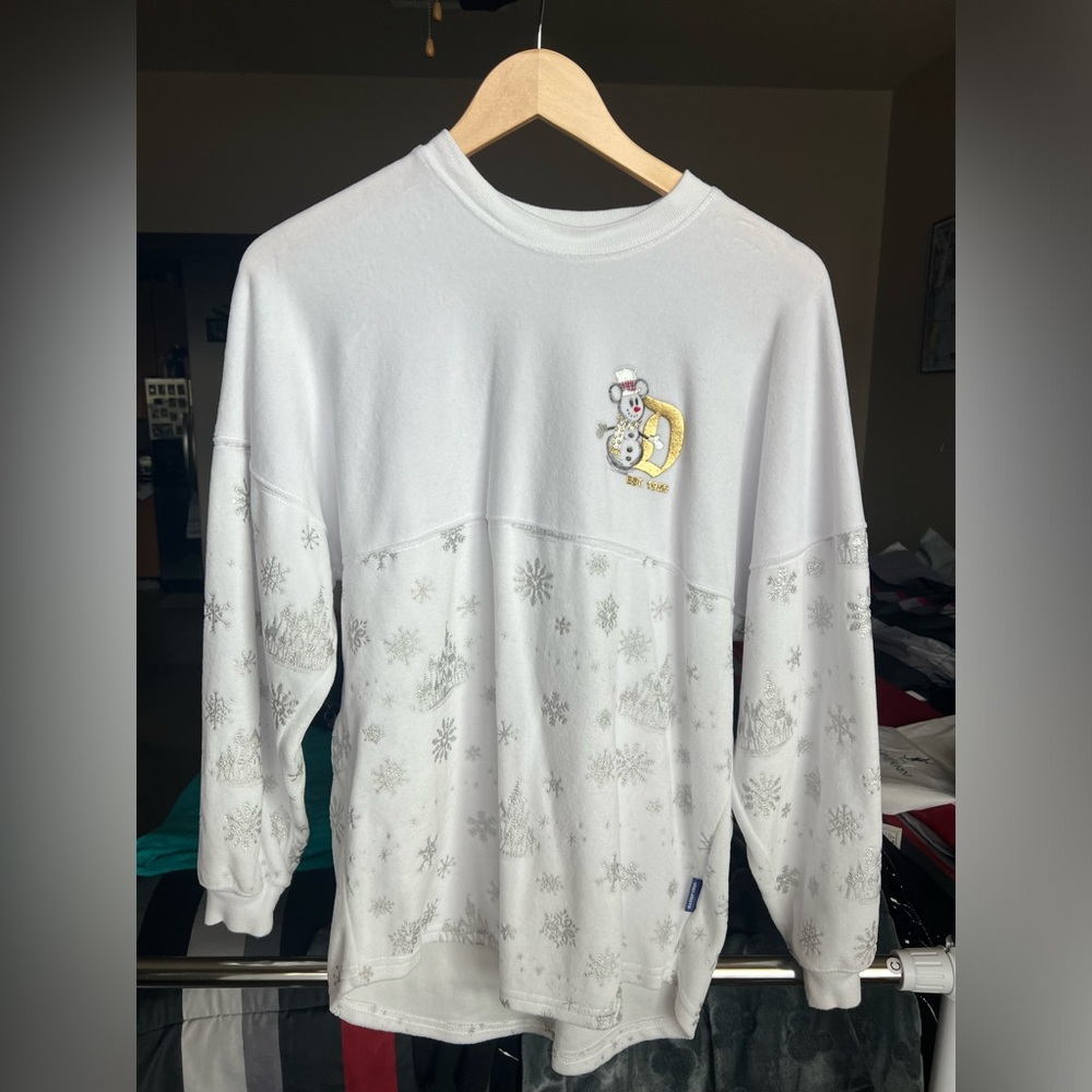 Disneyland 2020 White Snowman Holiday Spirit Jersey (XS)